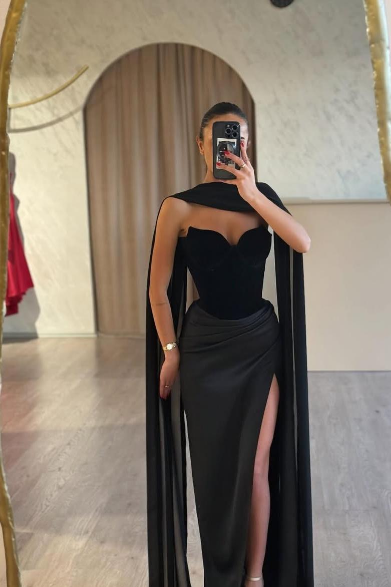 Charming Black Satin Strapless Sleeveless Velvet Long Split Prom Dress with Scarf | Zelldresses