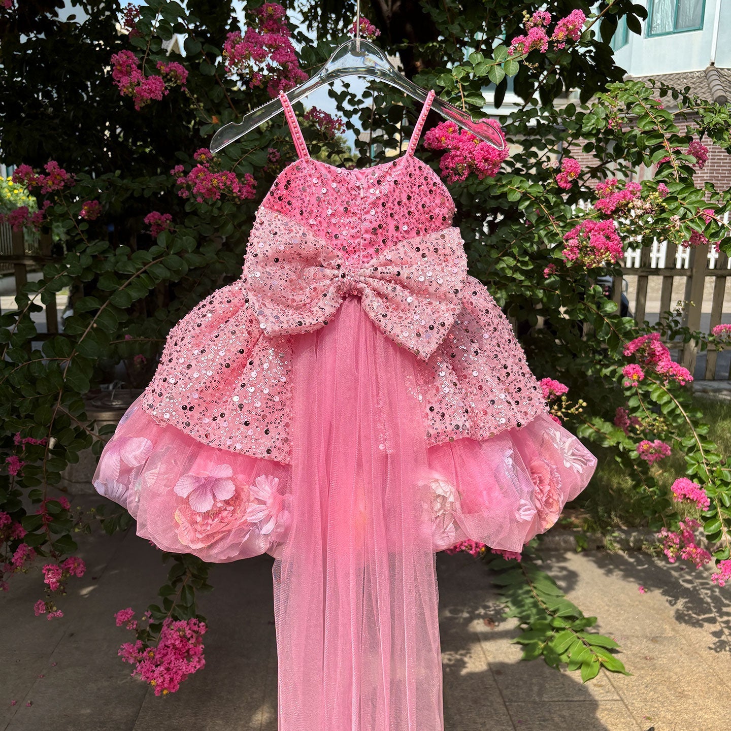 Elegant Flower Girl Dress with Floral Details for Weddings Parties J030