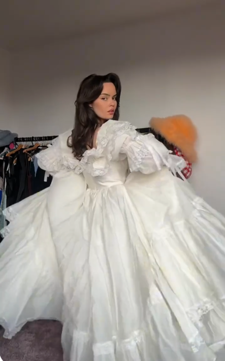 Princess A Line Long Sleeve White Satin Lace Birthday Dress Evening Dress SH2797