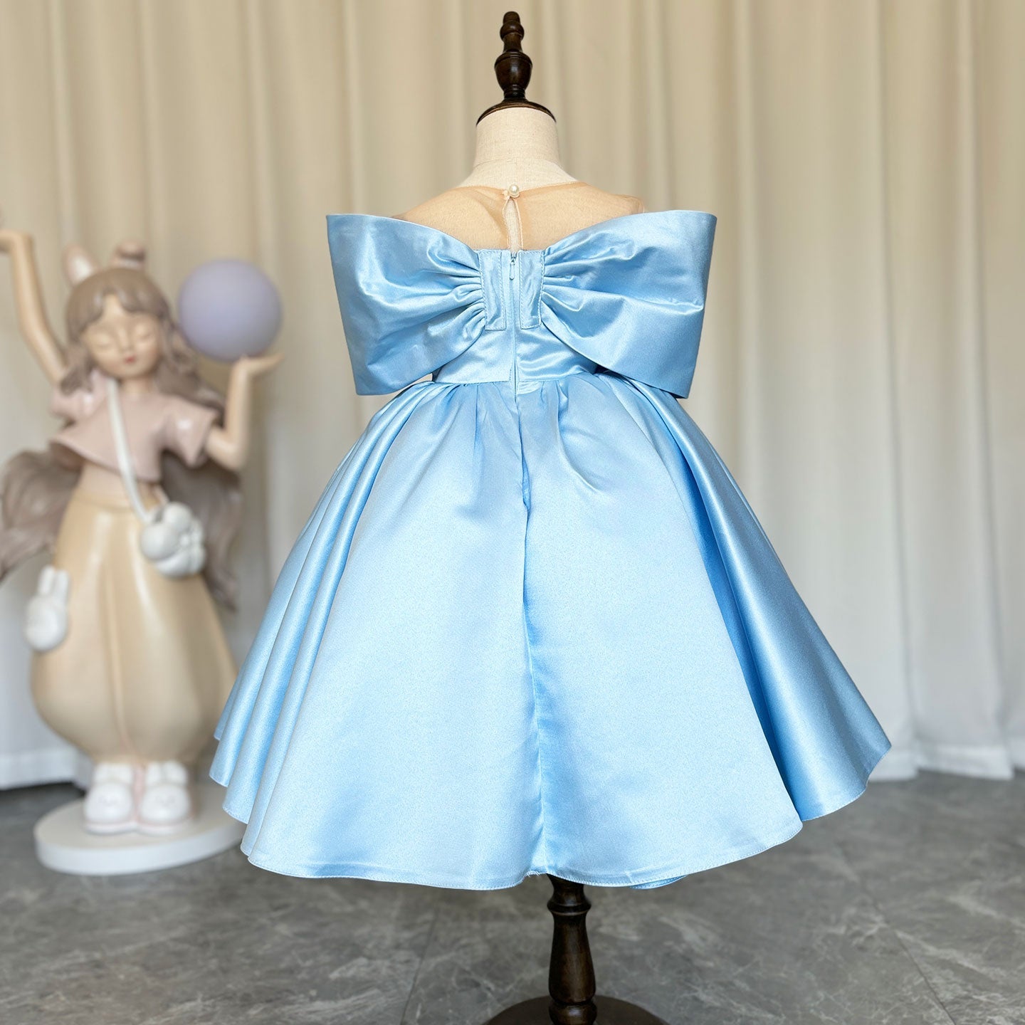 Elegant Satin Beads Flower Girl Dress Blue with Bow Knee Length M181