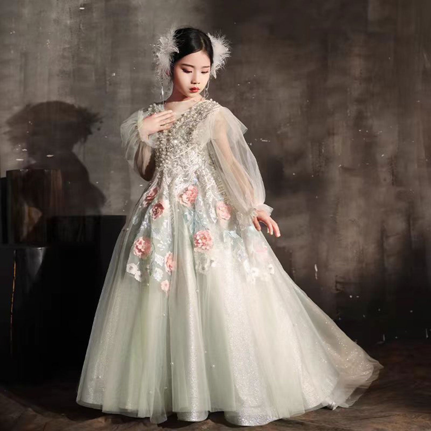 Luxury Sage Green Crystal A-Line Long Sleeve Girl Dress J330