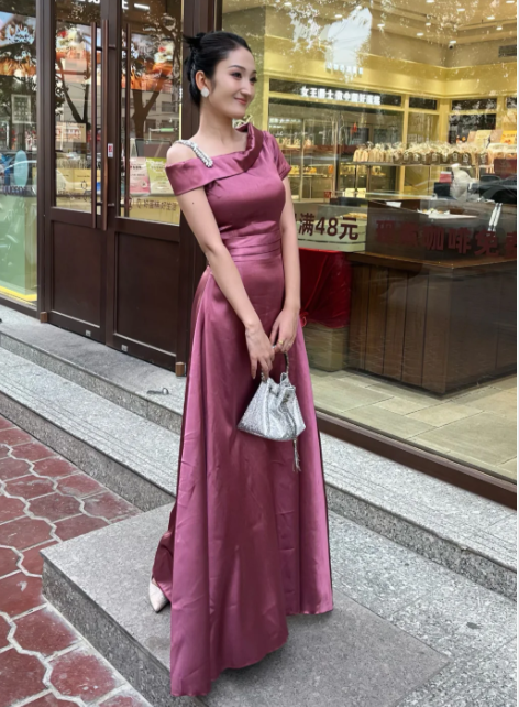 Elegant Red Sheath Satin Bridesmaid Dresses Red Formal Evening Dresses ED05010