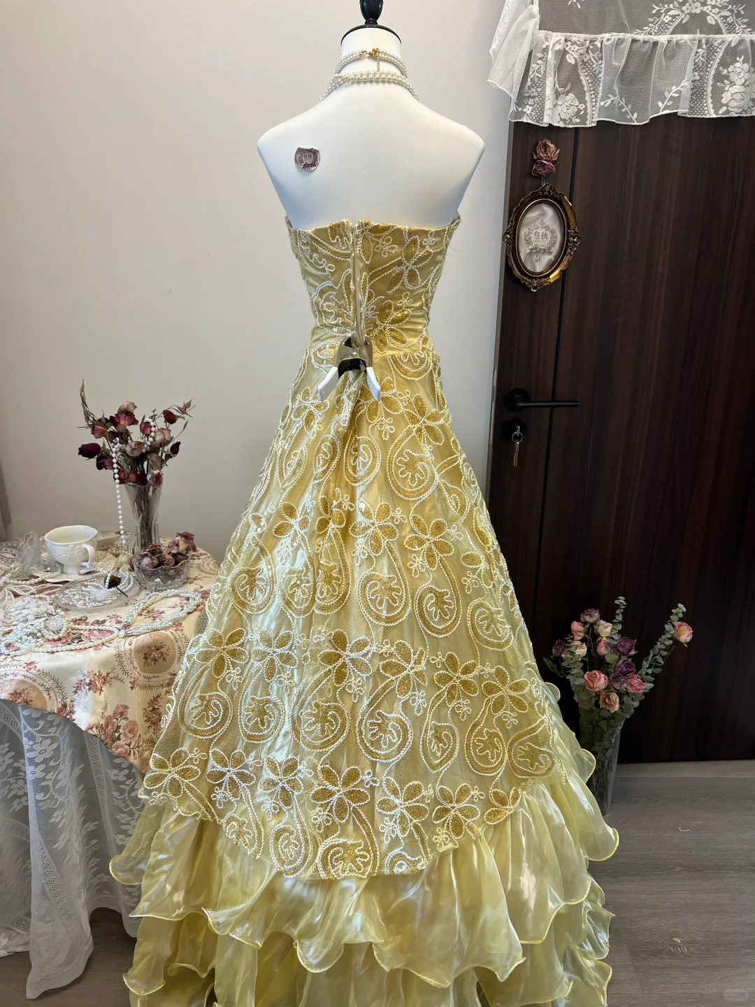Vintage A Line Strapless Appliques Yellow Satin Organza Prom Dress Evening Dress SH2987