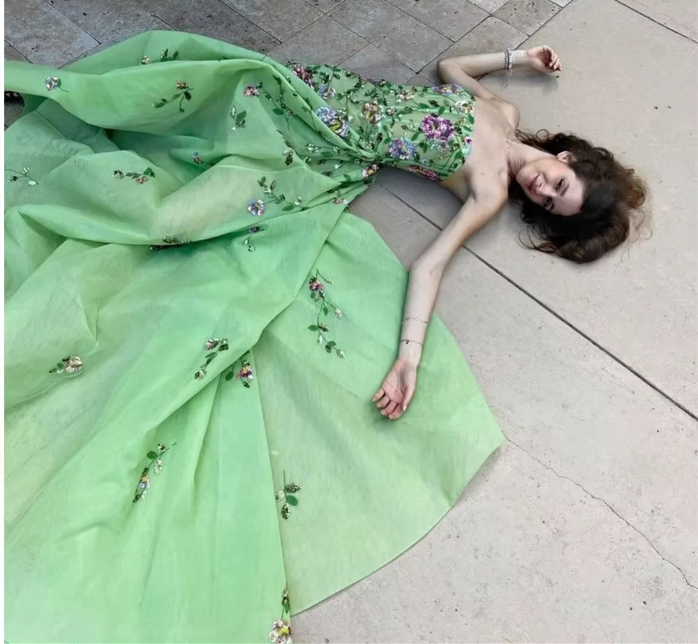 Pretty Sheath Strapless Green Floor Length Evening Dress Organza Prom Dresses With Embroidered P2388