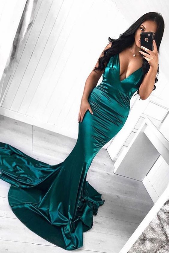 Mermaid V-Neck Sweep Train Dark Green Prom Dress with Ruched cg11837