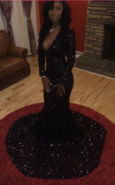 Black Prom Dresses Long Sleeves Sequins Deep V Neck Court Train Sexy Evening Gowns cg5580