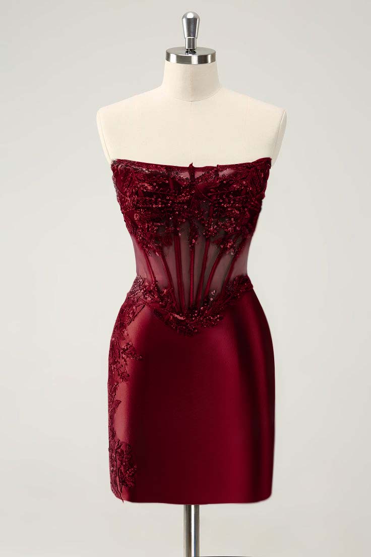 Chic Sleeveless Strapless Short Homecoming Dress With Appliques HC0149