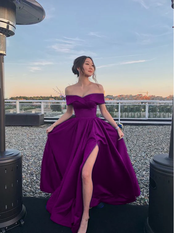 Off the shoulder royal blue prom dress    cg20344