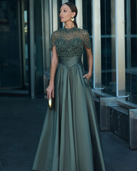 Elegant Dark Green High Neck Beaded Pleated Prom Dress With Pockets YK0542