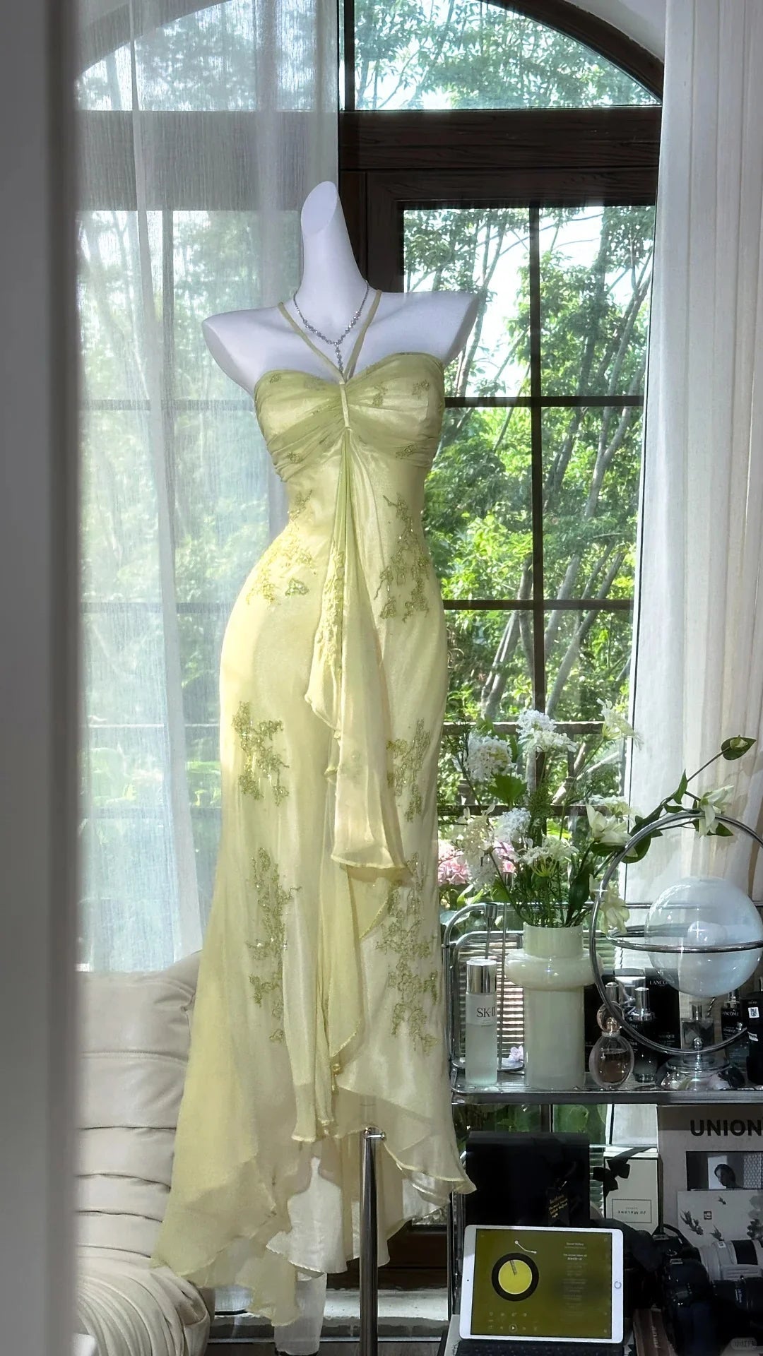 Beautiful Light Green Prom Dresses Elegant Ball Gowns