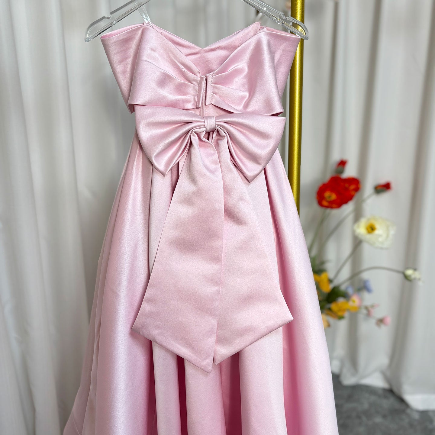 Elegant White Satin Girl Dress for First Communion J019