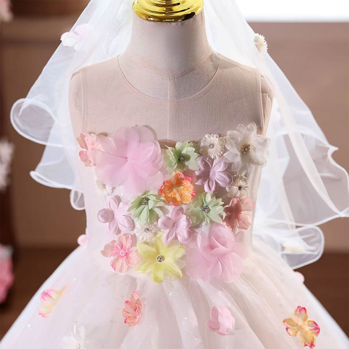 White Flower Girl Dress Birthday Dress Long Train Applique Lace J573