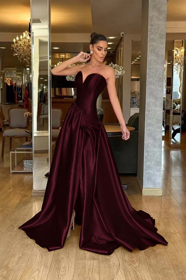 Glamorous Red Satin Sweetheart Sleeveless Split Prom Dress with Pleated | Zelldresses