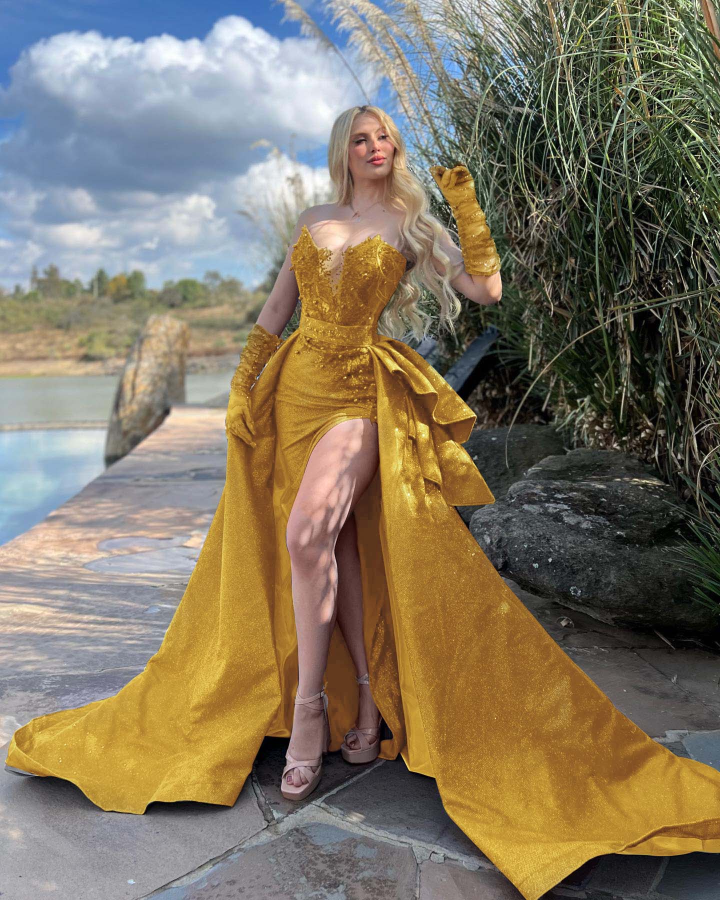 Strapless Sleeveless Long Split Prom Dress With Gloves Beading YB0072