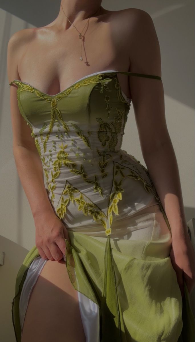 Charming A Line Spaghetti Straps Appliques Ombre Green Chiffon Long Evening Dress Party Dress SH2710