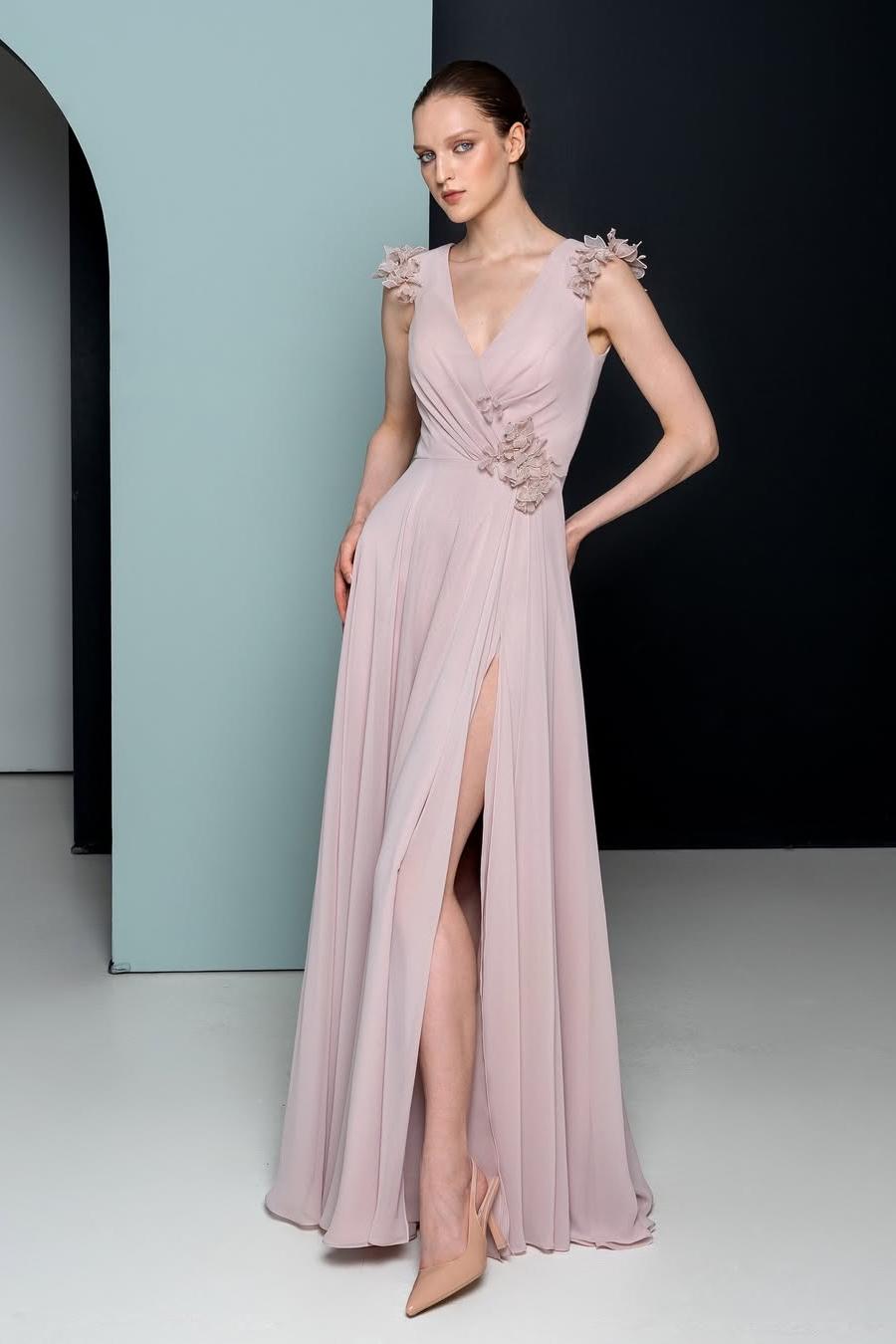 Elegant Blushing Pink Chiffon Spaghetti Strap Sleeveless Split Prom Dress with Flower | Zelldresses
