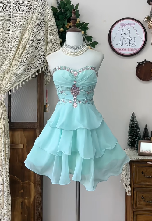 Vintage A Line Sweetheart Neck Layered Rhinestone Blue Chiffon Homecoming Dress Cocktail Dress SH2954