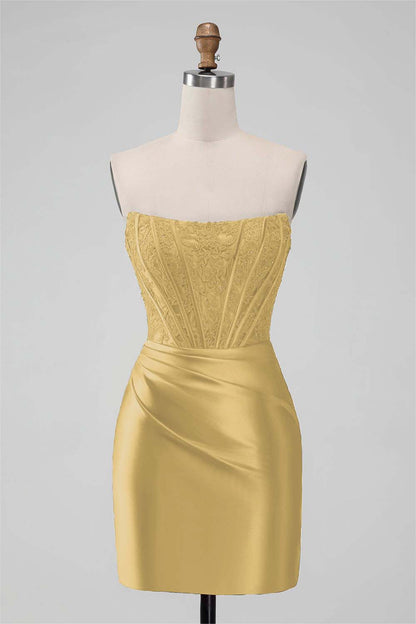 Red Satin Strapless Sleeveless Pleated Short Homecoming Dress with Embroidery HC0005