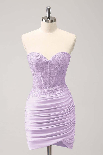 Hellodresses Chic Sweetheart Sleeveless Pleated Short Homecoming Dress With Embroidery