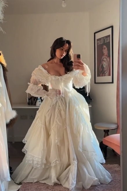 Princess A Line Long Sleeve White Satin Lace Birthday Dress Evening Dress SH2797