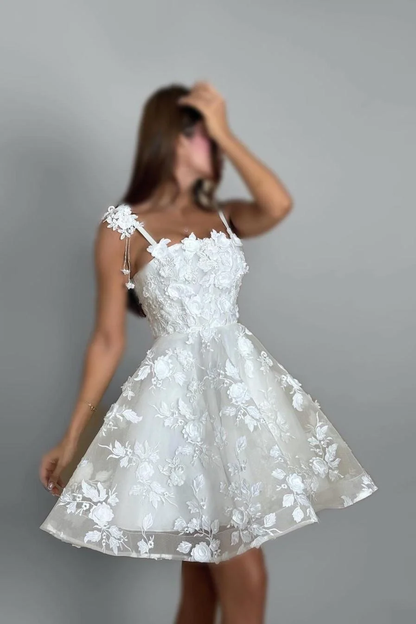 White Sleeveless Spaghetti Strap A-Line Lace Appliques Homecoming Dress XJ0178