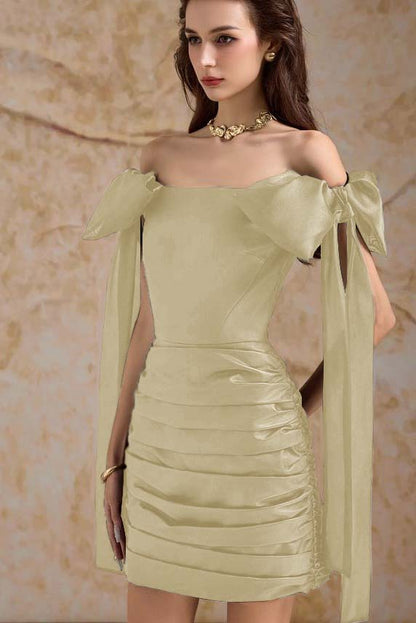 Off the Shoulder Sleeveless Short Homecoming Dress With Bowknot Pleated HC0188