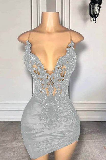 Hellodresses Black Spaghetti Strap Sleeveless Pleated Short Homecoming Dress With Appliques