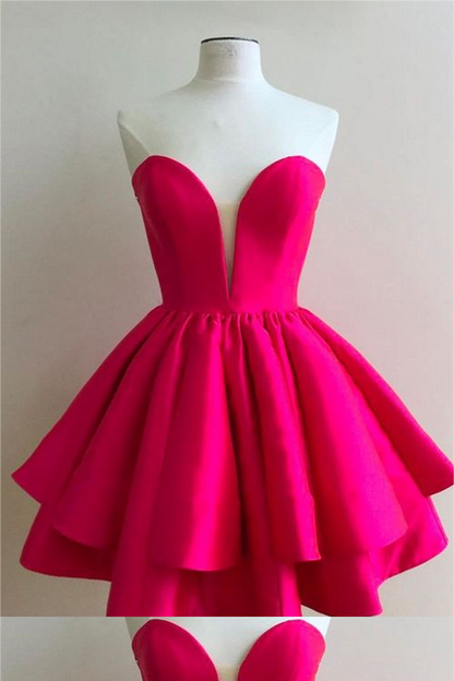 Hellodresses Strapless Sweetheart Sleeveless Pleated Short Homecoming Dress With Ruffles