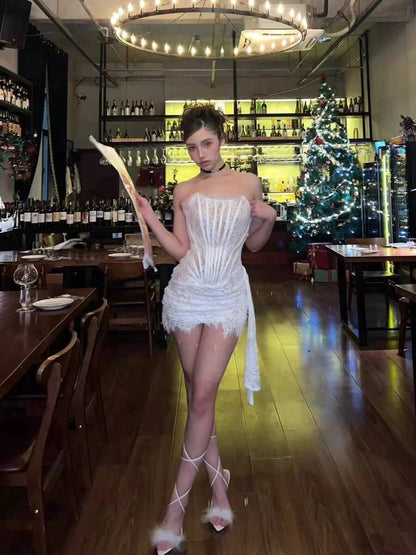 Sexy Burgundy Strapless Lace Sheath Short Cocktail Dress Hoco Dresses