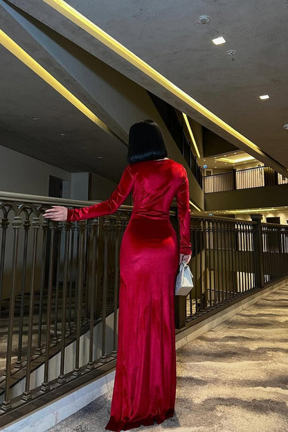 Amazing Red Velvet Long Sleeves Sweetheart Long Split Prom Dress with Beadings | Zelldresses