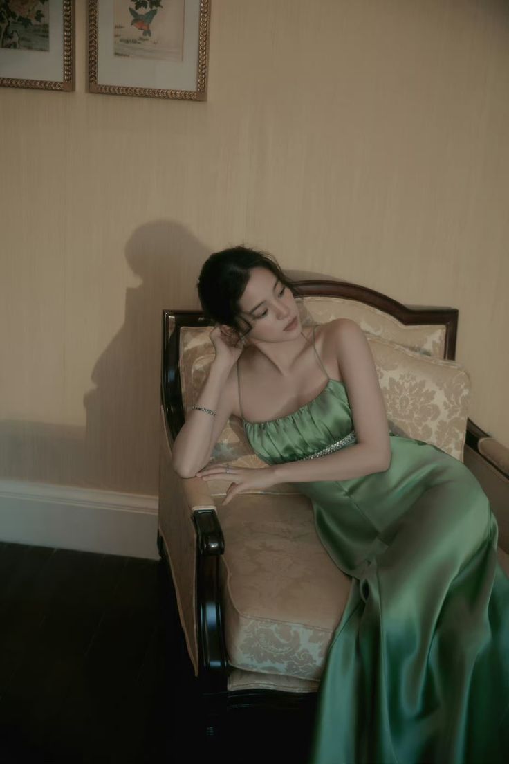 Vintage A Line Spaghetti Strap Beaded Green Satin Party Dress Evening Dress SH2864