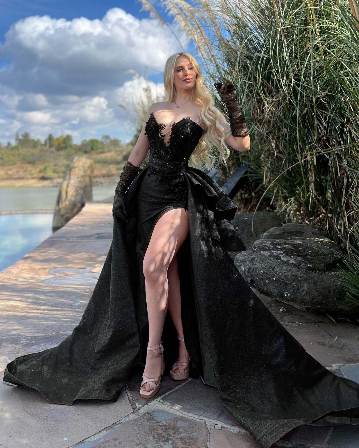 Strapless Sleeveless Long Split Prom Dress With Gloves Beading YB0072