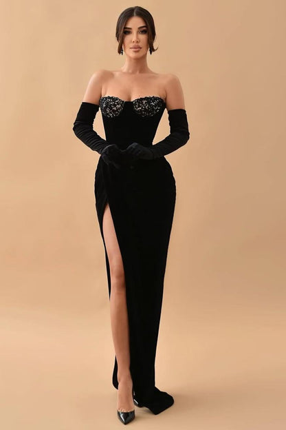 Charming Black Velvet Strapless Sweetheart Long Split Prom Dress with Gloves | Zelldresses