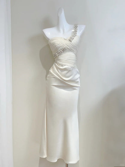 Elegant Ivory Mermaid One-shoulder Neckline Pearl Rhinestone Satin Long Prom Dress Evening Dress Bridesmaid Dress P4073