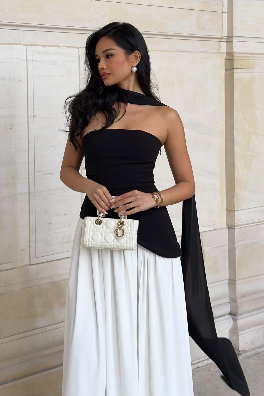 Elegant Black White Satin Strapless Sleeveless Long Split Prom Dress with Scarf | Zelldresses