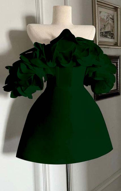 Off the Shoulder Sleeveless Short Homecoming Dress With Ruffles HC0153