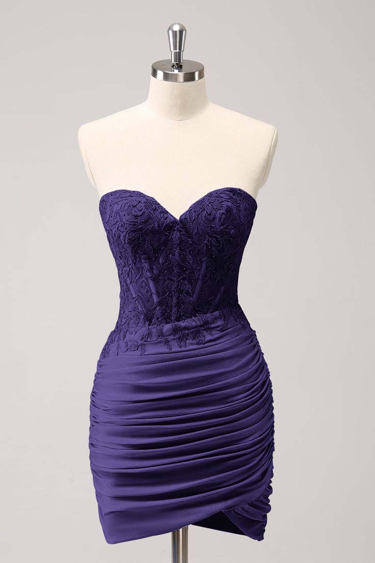 Hellodresses Chic Sweetheart Sleeveless Pleated Short Homecoming Dress With Embroidery