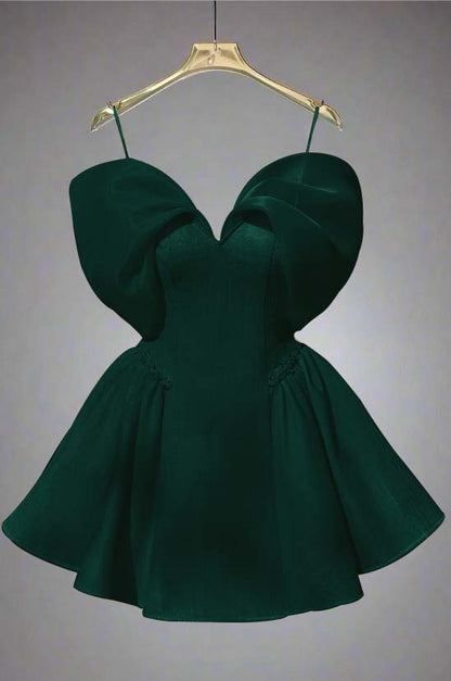 Spaghetti Strap Sleeveless Short A Line Homecoming Dress With Sequins HC0184