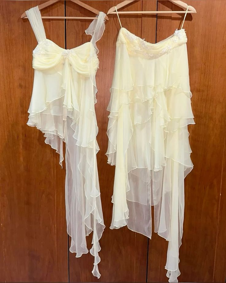 Gentle A Line Two Piece Appliques Tiered Ivory Chiffon Party Dress Evening Dress SH2886