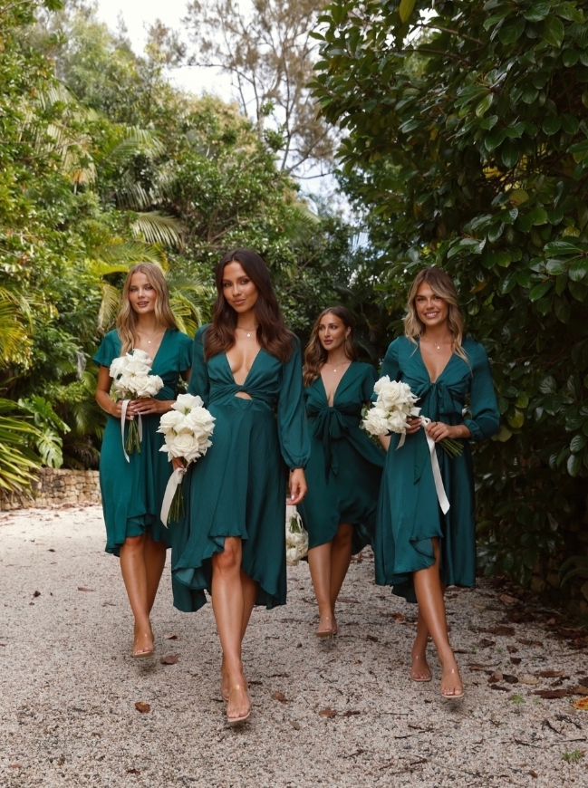 Elegant A Line V Neck Green Satin Short Evening Dress Bridesmaid Dress SH2699