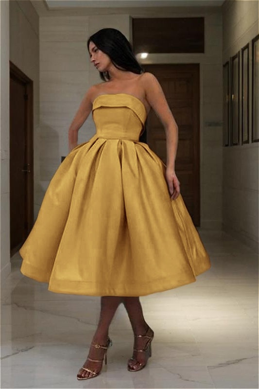 Charming Satin Strapless Sleeveless A Line Short Homecoming Dress with Pleated
