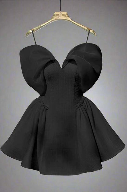 Spaghetti Strap Sleeveless Short A Line Homecoming Dress With Sequins HC0184