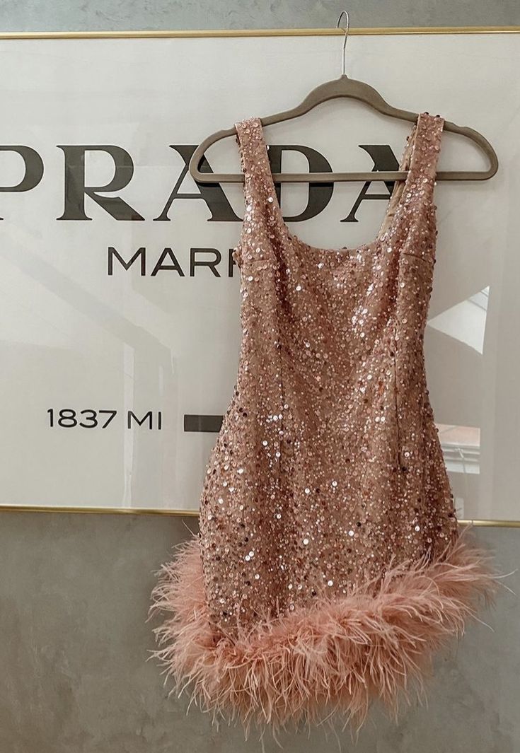 Sexy Sheath Square Neck Feathers Pink Sequin Short Mini Formal 8th Grade Homecoming Dresses Middle School Short Birthday Gowns Graduation Dress Hoco Outfits DH2021