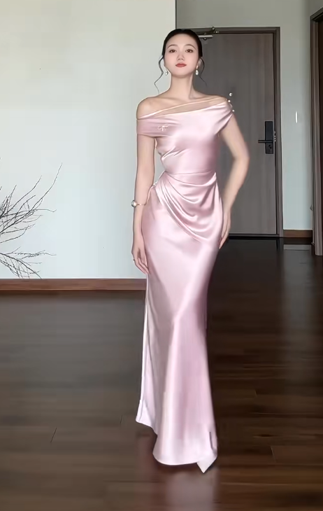 Chic Off-shoulder Sheath Pink Bridesmaid Dresses Satin Pink Evening Gowns DP3968