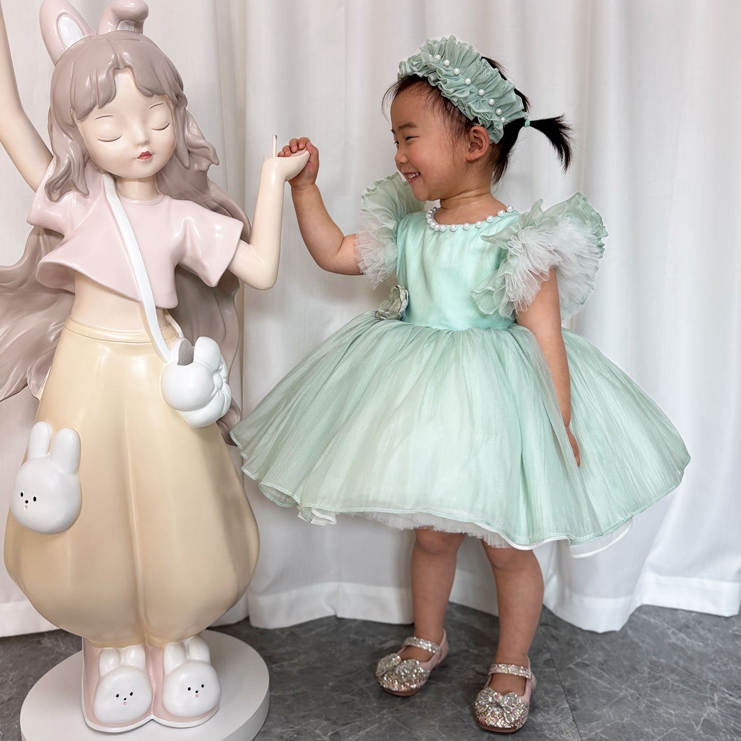 Blue/Green Baby Puffy Sleeve Adorable Girl Dress with Flowers J035