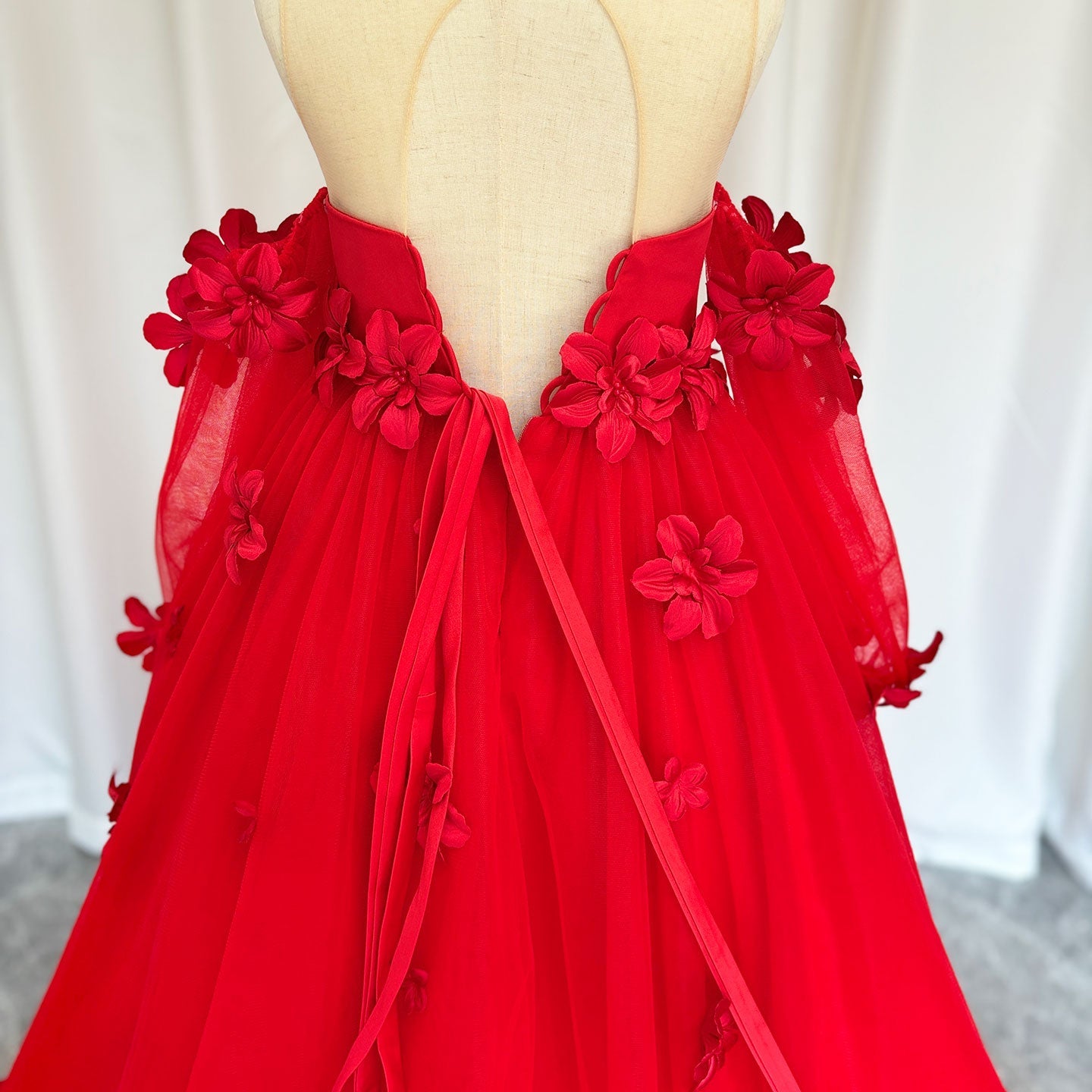 Elegant 3D Flowers Red Girl Dress Long Sleeve Princess Gown J274
