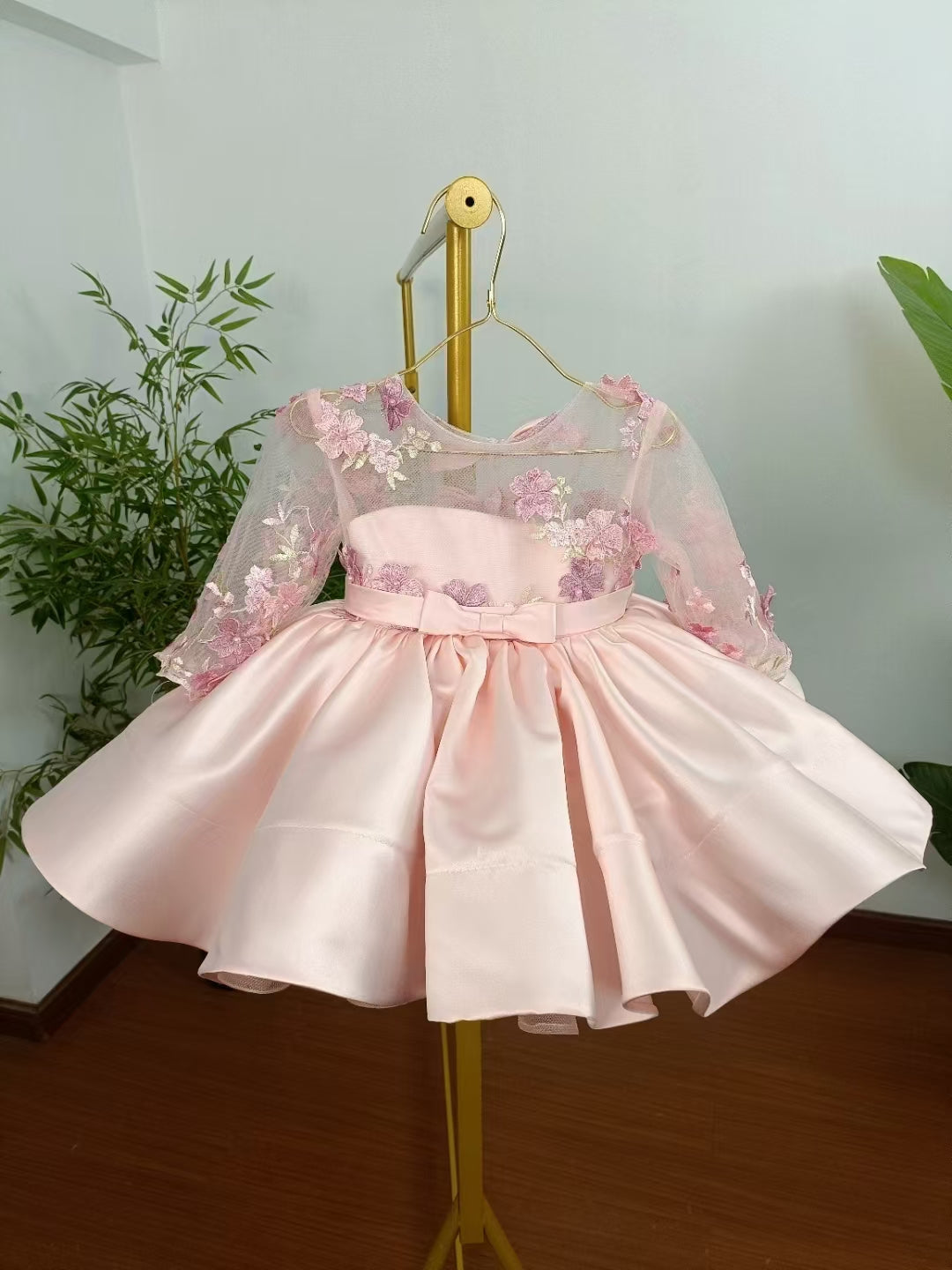 Elegant Pink Girl Bridesmaides Dress Full Sleeve J177