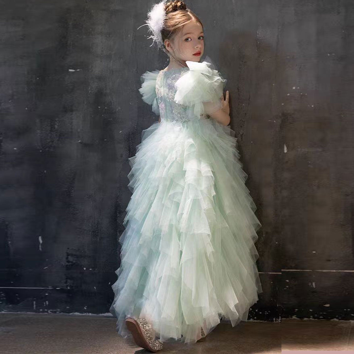 Elegant Sage Green Flower Girl Dress Arabic Princess Kids J077