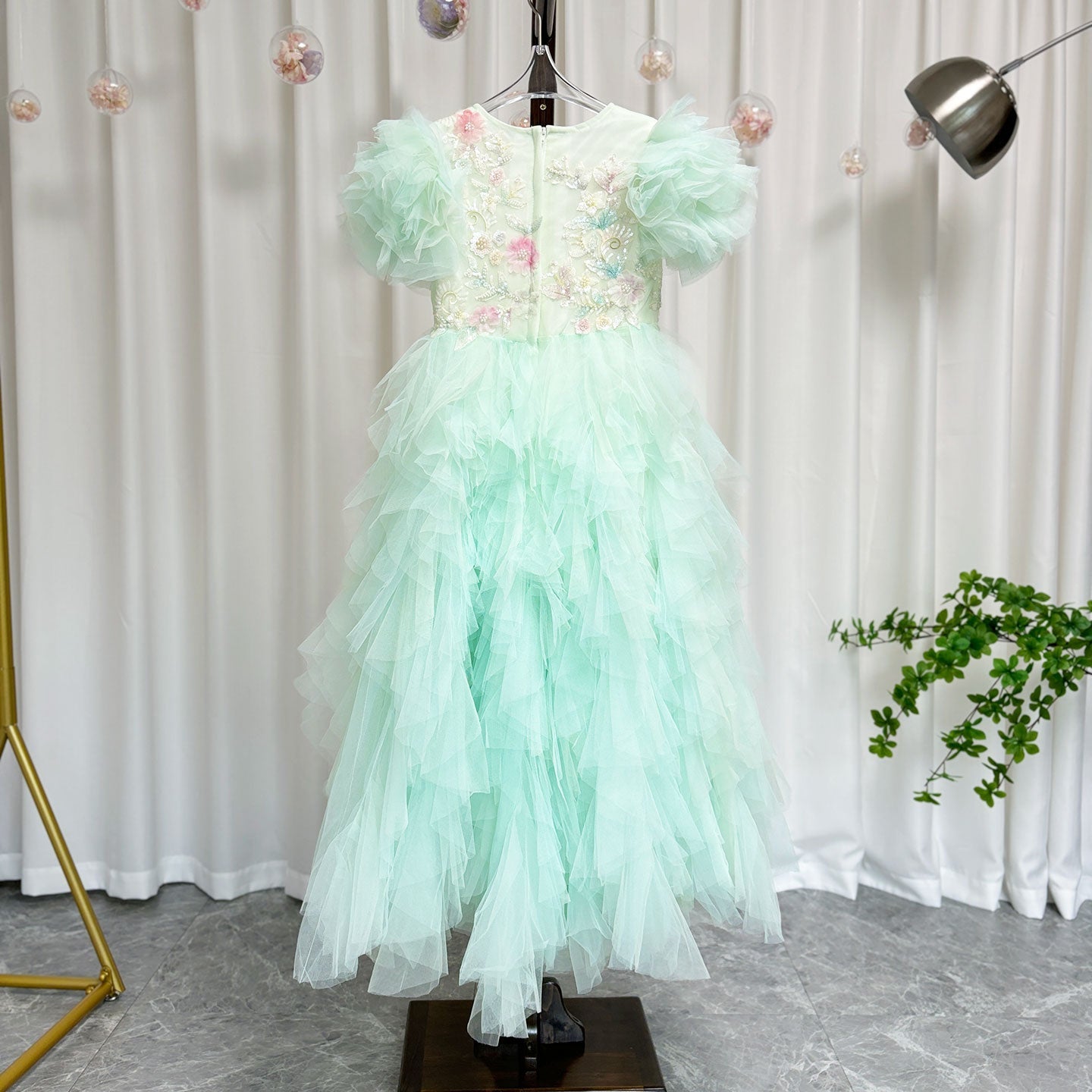 Elegant Sage Green Flower Girl Dress Arabic Princess Kids J077