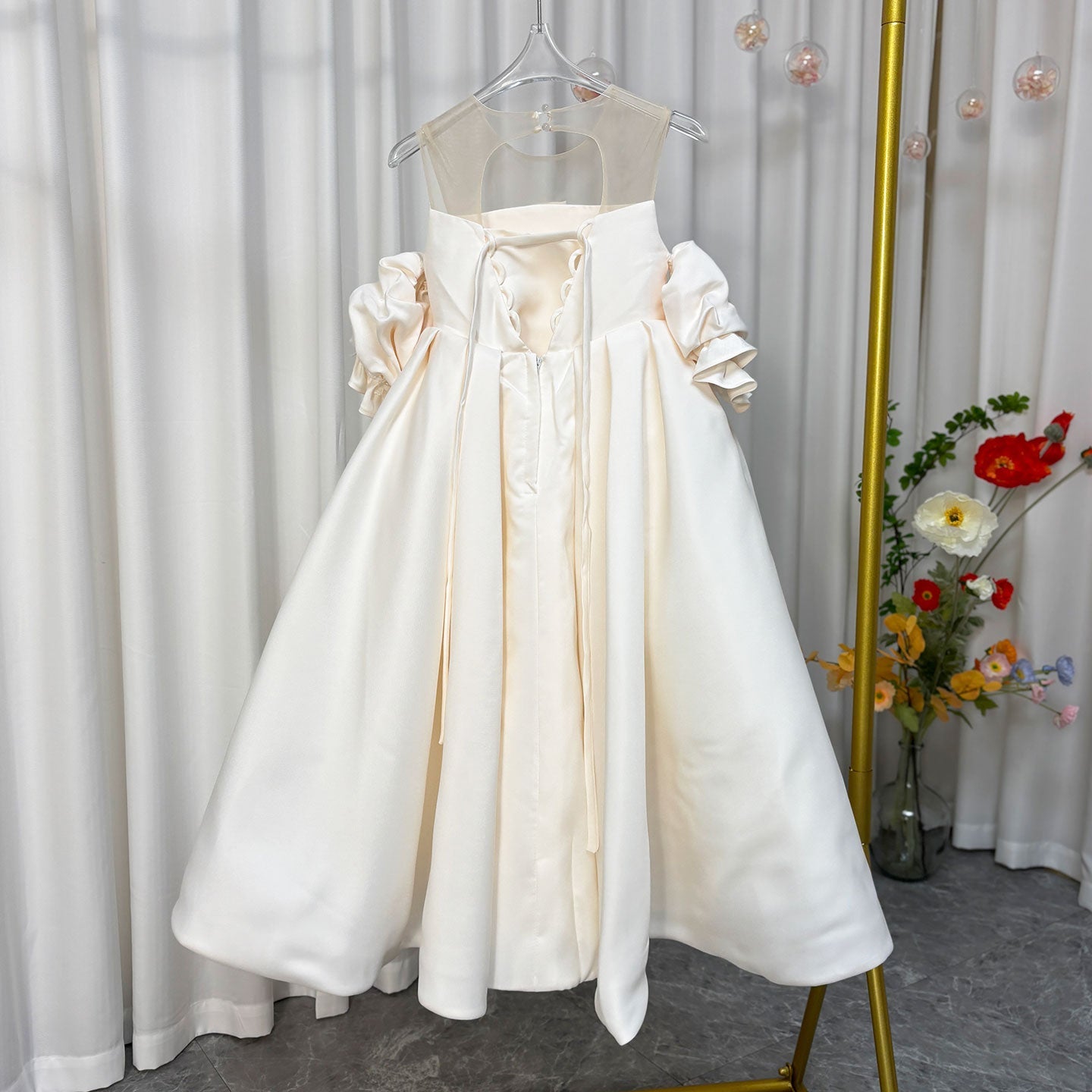 Elegant White Girl Dress Bow Satin Arabic Princess J250